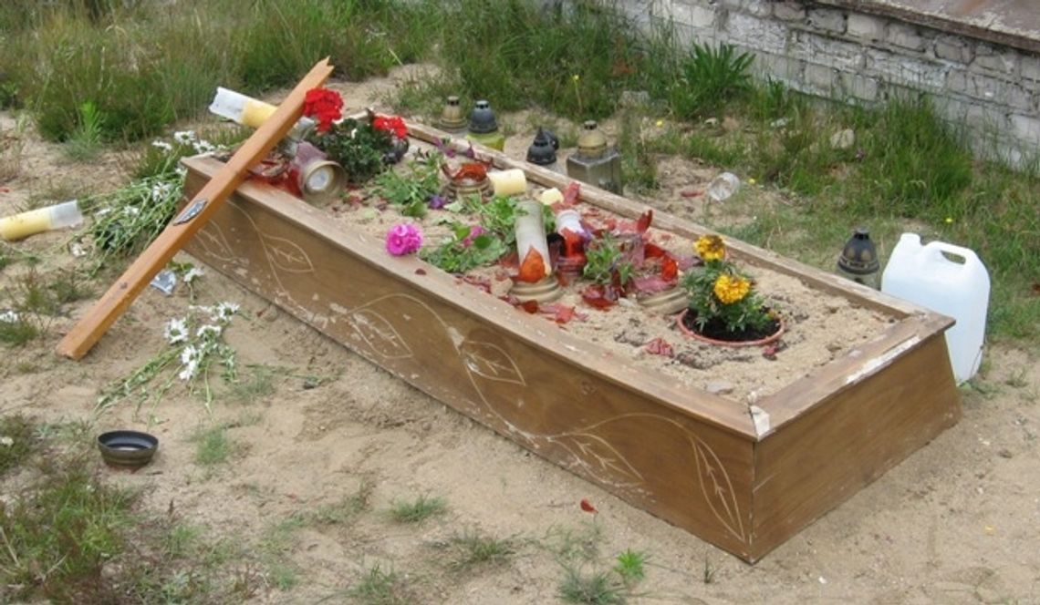 Cmentarni wandale zatrzymani Cmentarni wandale zatrzymani