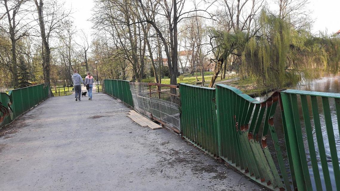 Co dalej z Parkiem Miejskim? Prace remontowe mają zostać wznowione na początku maja Co dalej z Parkiem Miejskim? Prace remontowe mają zostać wznowione na początku maja
