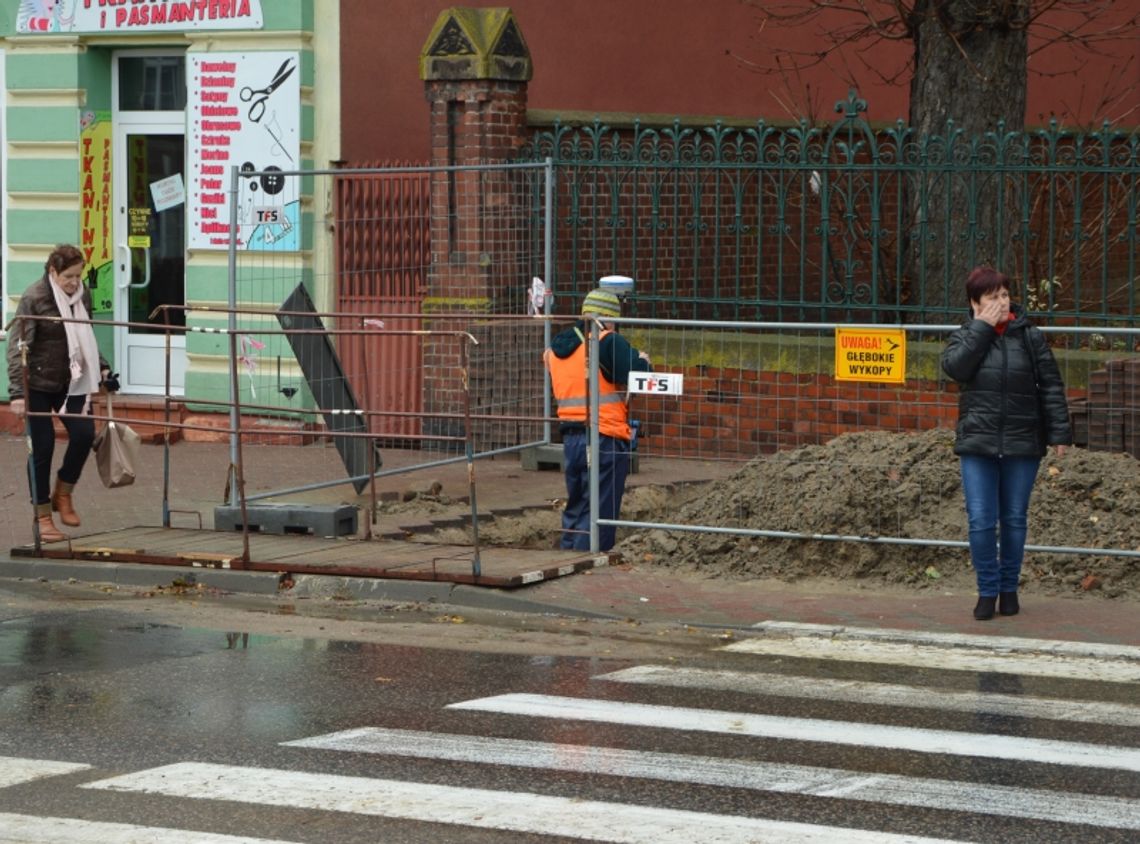 Co tam znowu kopią? Utrudnienia na ulicy Hallera Co tam znowu kopią? Utrudnienia na ulicy Hallera