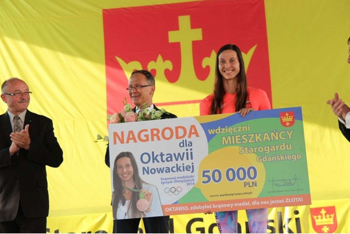 Czek bez pokrycia? Radny Brzycki: Kiedy medalistka dostanie pieniądze? 
