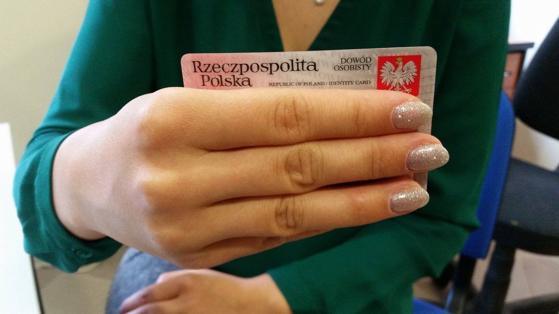 Dekomunizują ulice. Dokumenty, dowody i tabliczki do wymiany Dekomunizują ulice. Dokumenty, dowody i tabliczki do wymiany