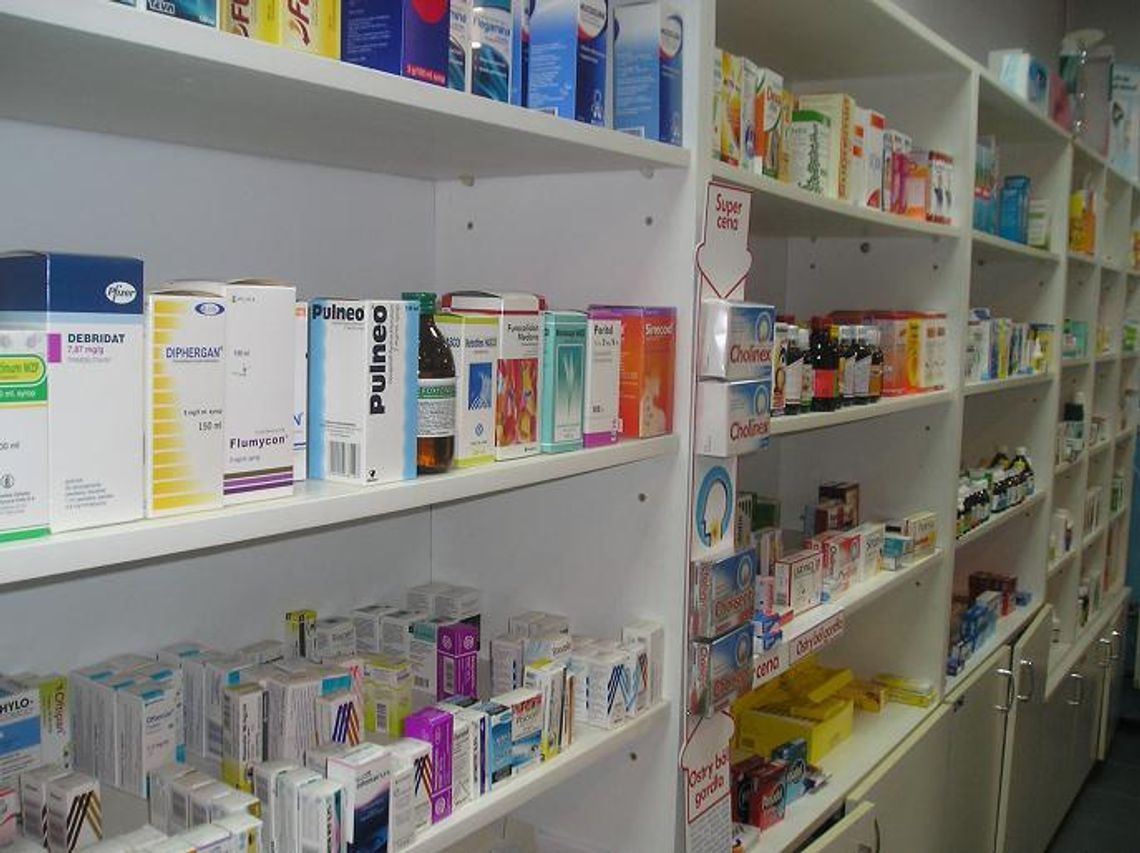 Dyżury tak, ale tylko na telefon? Kontrowersyjny pomysł aptekarzy Dyżury tak, ale tylko na telefon? Kontrowersyjny pomysł aptekarzy