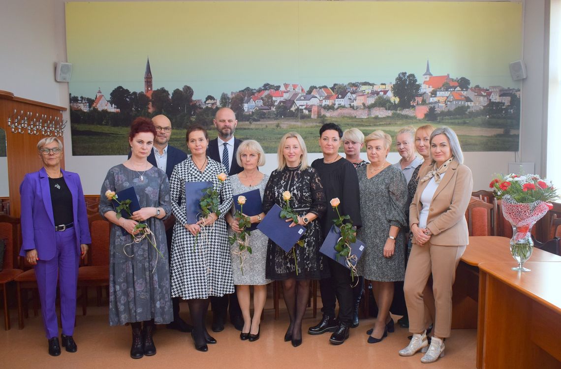 Dzień Edukacji Narodowej. Nagrody dla nauczycieli z gminy Skarszewy