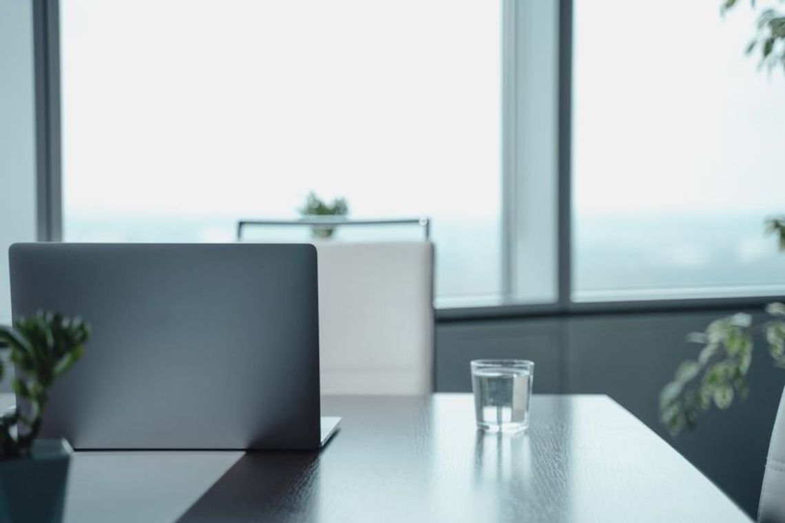 Ergonomia, która zmienia codzienną pracę przy komputerze. O co zadbać?