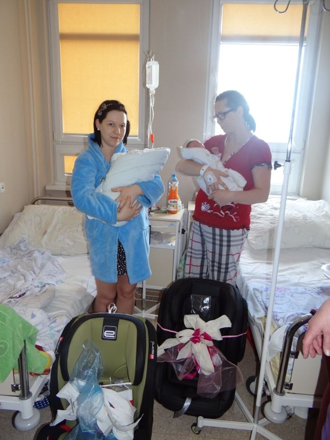 Foteliki dla noworodków z okazji 5 - lecia KCZ 