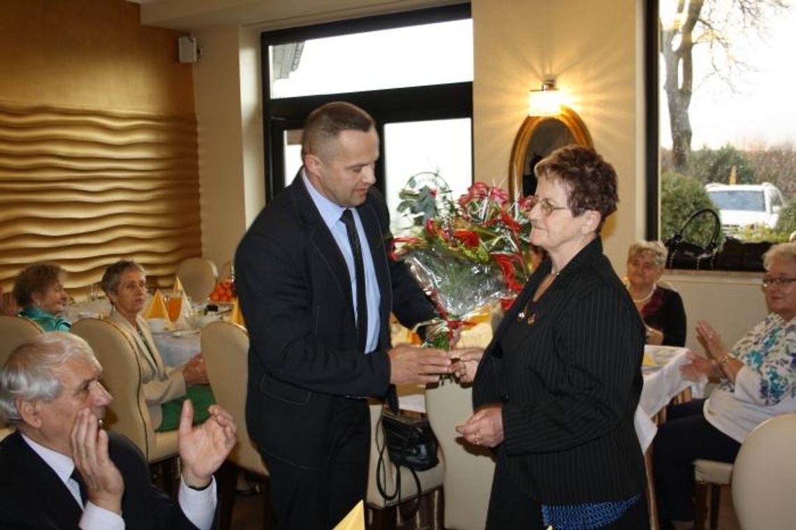 FOTO: Dzień Pieczonego Ziemniaka i zebranie Koła Polskiego Związku Emerytów, Rencistów i Inwalidów FOTO: Dzień Pieczonego Ziemniaka i zebranie Koła Polskiego Związku Emerytów, Rencistów i Inwalidów