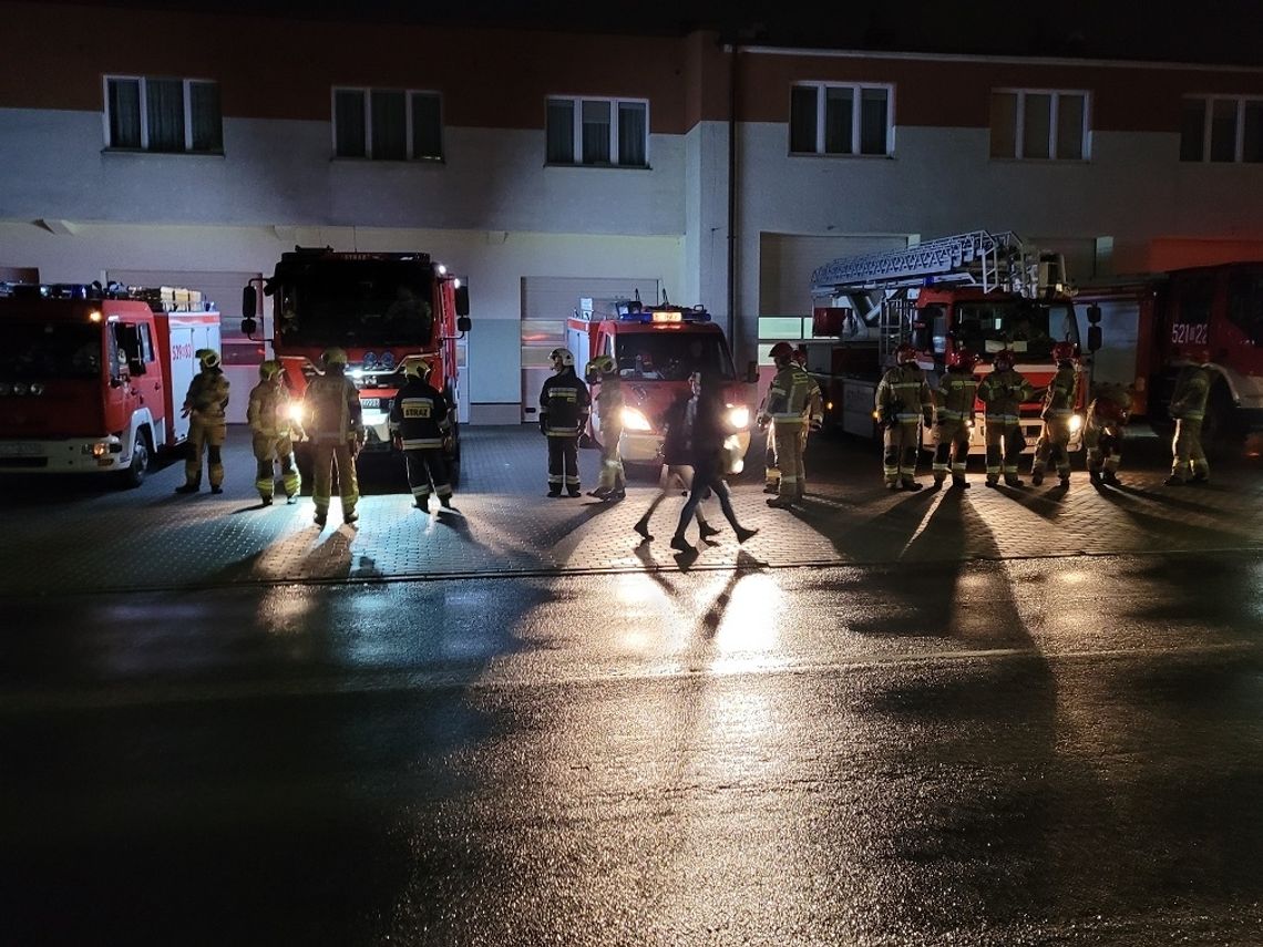 [FOTO, FILM] Zginęli jadąc do akcji gaśniczej. Strażacy oddali hołd druhom z Czernikowa 