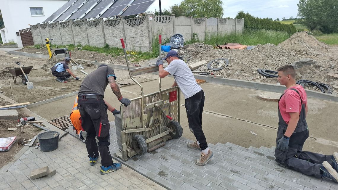 [FOTO] Godziszewo zmienia się na lepsze – trwa przebudowa ul. Młyńskiej