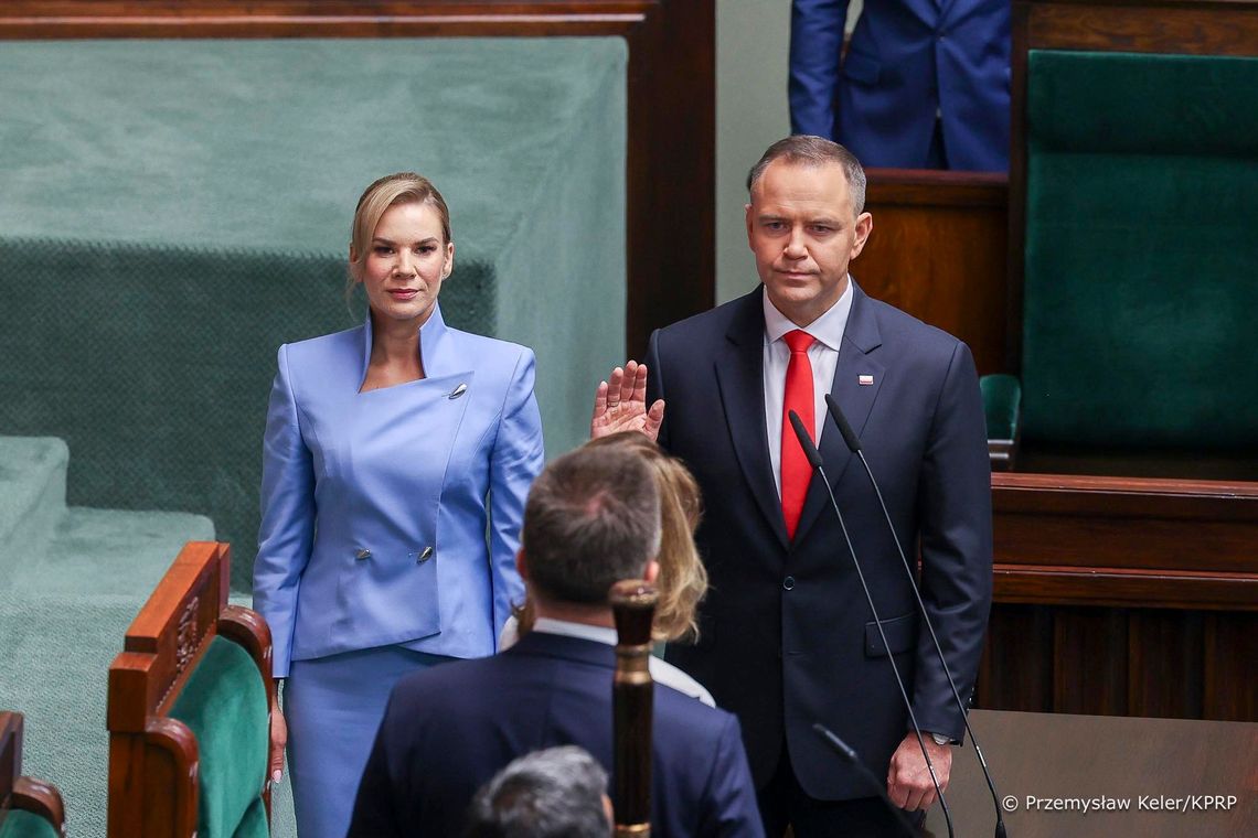 [FOTO] Mamy nowego Prezydenta Rzeczypospolitej Polskiej. Karol Nawrocki został zaprzysiężony