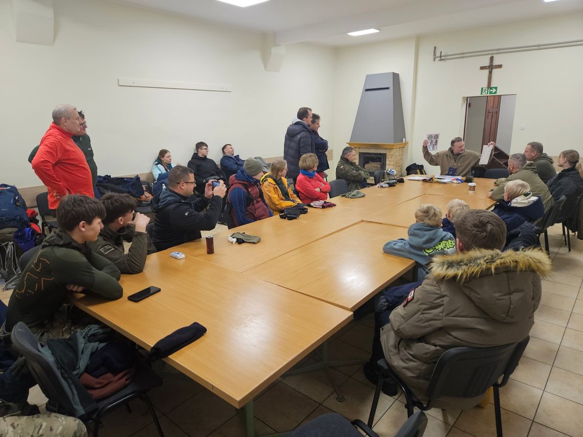 [FOTO] Nocny Rajd na Orientację w Linowcu