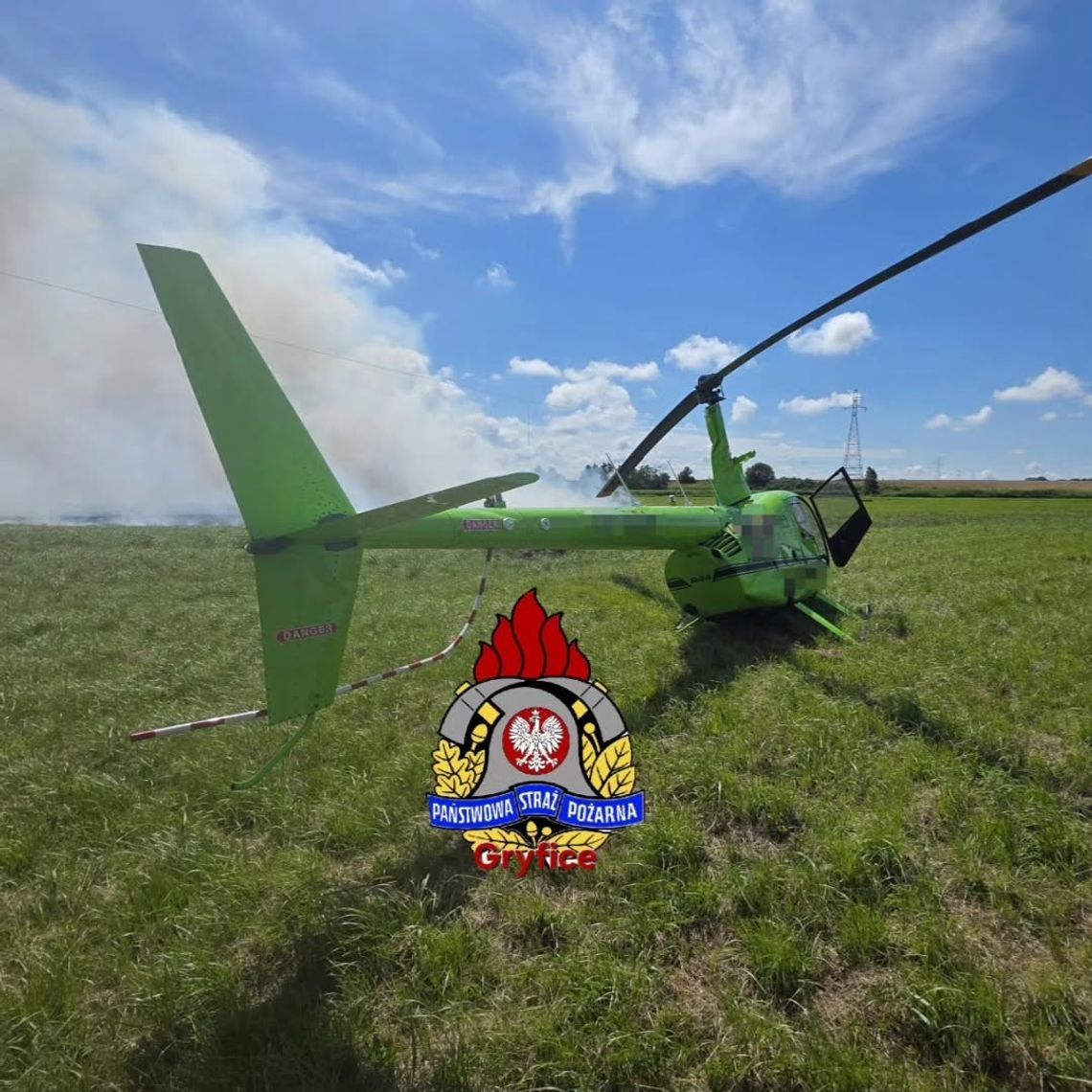 [FOTO] O krok od tragedii! Śmigłowiec zerwał linię wysokiego napięcia! Za sterami pilot z powiatu starogardzkiego?!