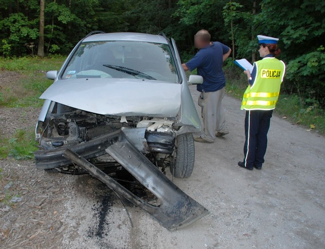 FOTO: Wypadek w Płaczewie. Zderzyły się trzy pojazdy 