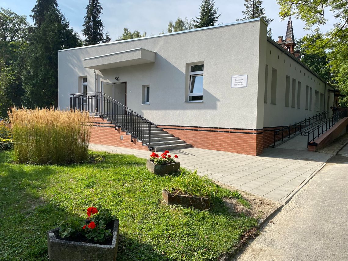 [FOTO] Wyremontowane laboratorium i kuchnia w kocborowskim szpitalu