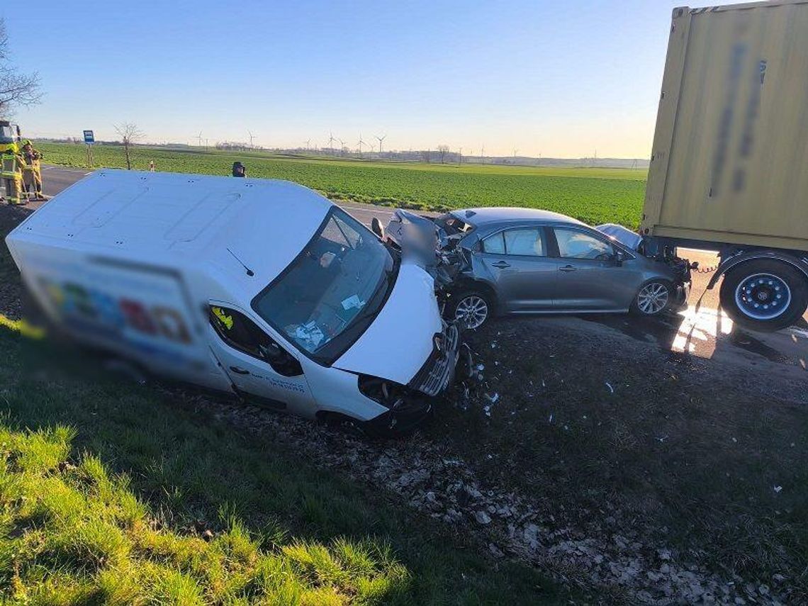 Groźny wypadek w Subkowach. Jedna osoba trafiła do szpitala