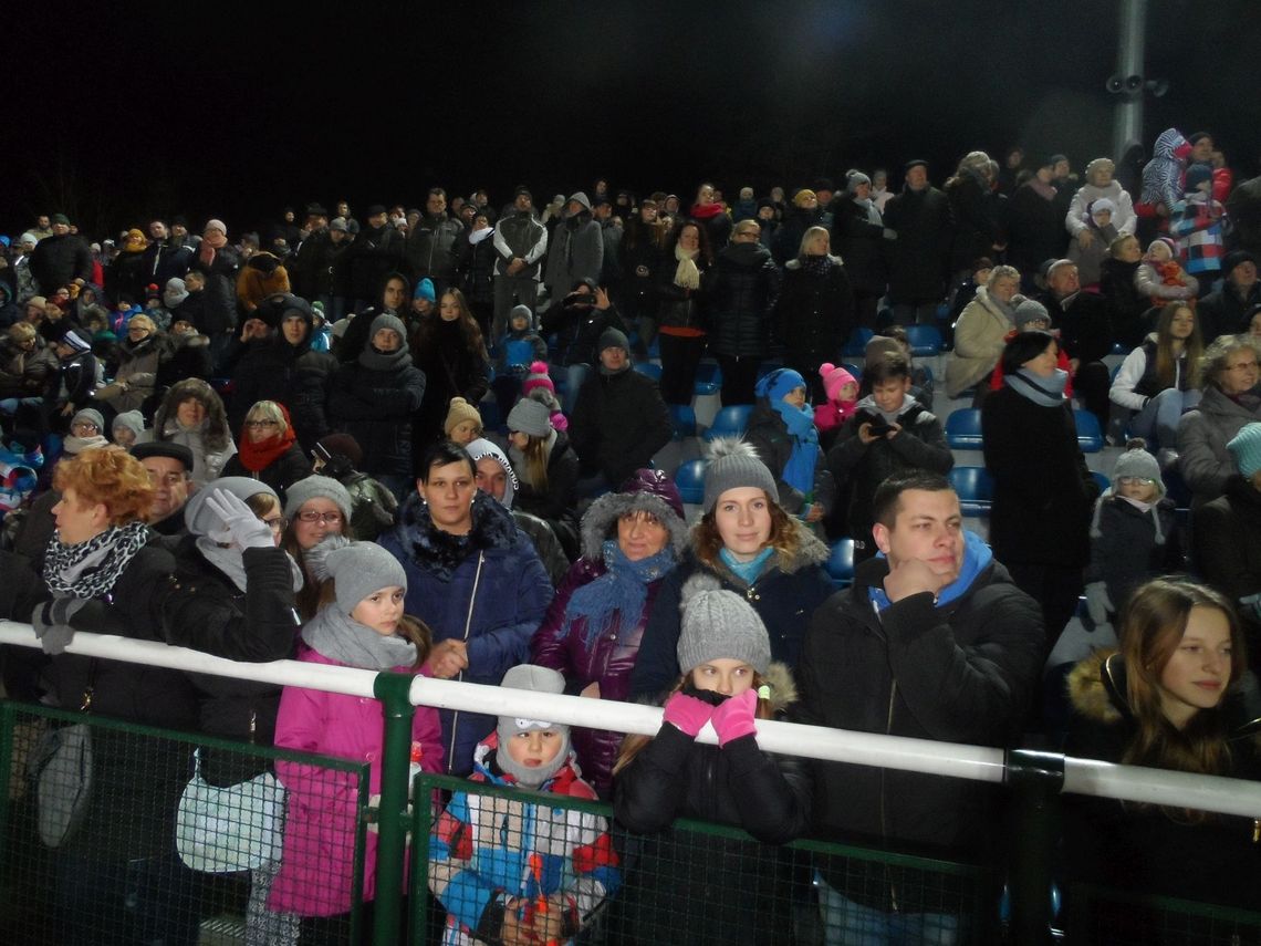 Huczne i radosne powitanie Nowego Roku na Stadionie Miejskim im. Kazimierza Deyny Huczne i radosne powitanie Nowego Roku na Stadionie Miejskim im. Kazimierza Deyny