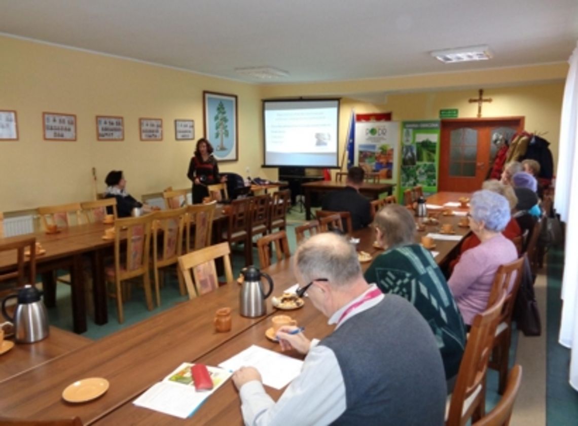 „Jak przedłużyć młodość mieszkańcom wsi”? Prozdrowotne spotkanie w Urzędzie Gminy „Jak przedłużyć młodość mieszkańcom wsi”? Prozdrowotne spotkanie w Urzędzie Gminy