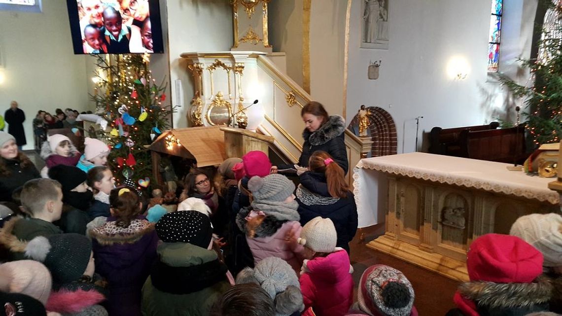 Kawałek Tanzanii w Skórczu. Dziewczęta opowiedziały o swojej pracy na misji poza granicami państwa Kawałek Tanzanii w Skórczu. Dziewczęta opowiedziały o swojej pracy na misji poza granicami państwa