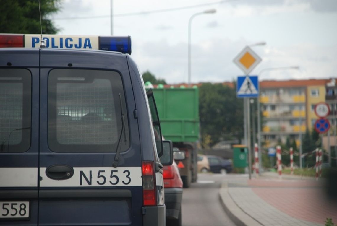 Kolizja na ul. Okrężnej - policja poszukuje świadków 