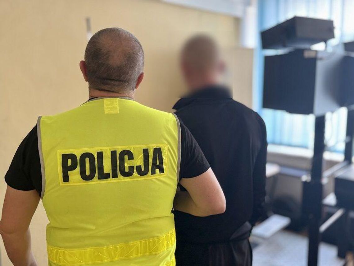 Kryminalni zatrzymali poszukiwanego i jego partnerkę – para włamała się do piwnicy