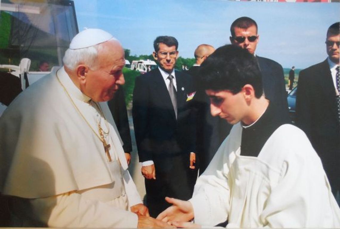 Ktoś bardzo wyjątkowy - wspomnienia z wizyty Jana Pawła II w Pelplinie