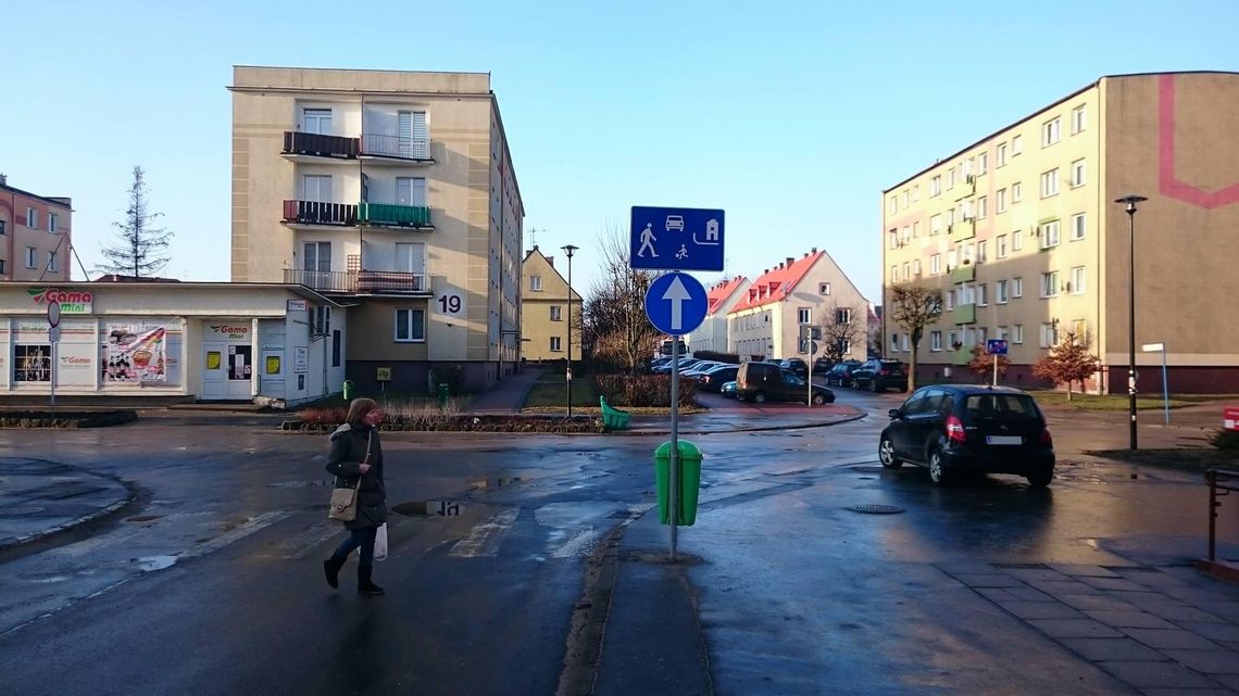 Mieszkańców paraliżuje strach?! Czy zmiana pierwszeństwa na Alei Wojska Polskiego wpłynie na liczbę wypadków? Mieszkańców paraliżuje strach?! Czy zmiana pierwszeństwa na Alei Wojska Polskiego wpłynie na liczbę wypadków?