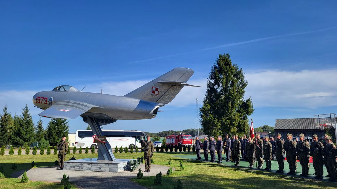 Myśliwiec z Osiecznej wrócił na piedestał. Jubileusz szkoły i urodziny samolotu