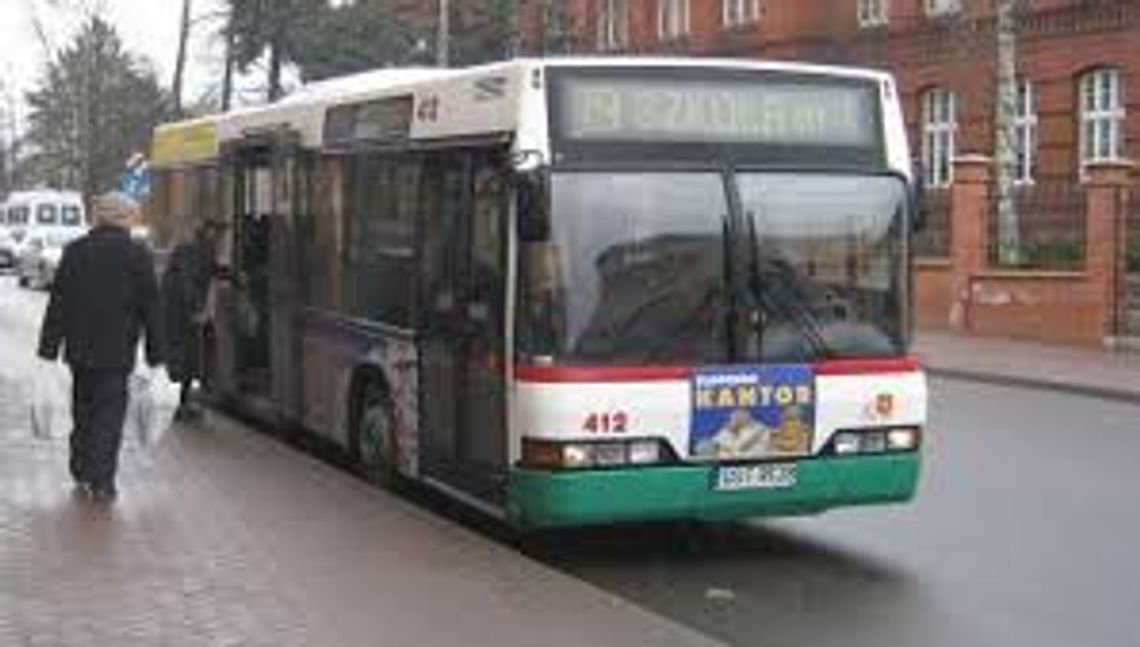 Na cmentarze kursuje więcej autobusów. MZK uruchomiło dodatkowe linie Na cmentarze kursuje więcej autobusów. MZK uruchomiło dodatkowe linie