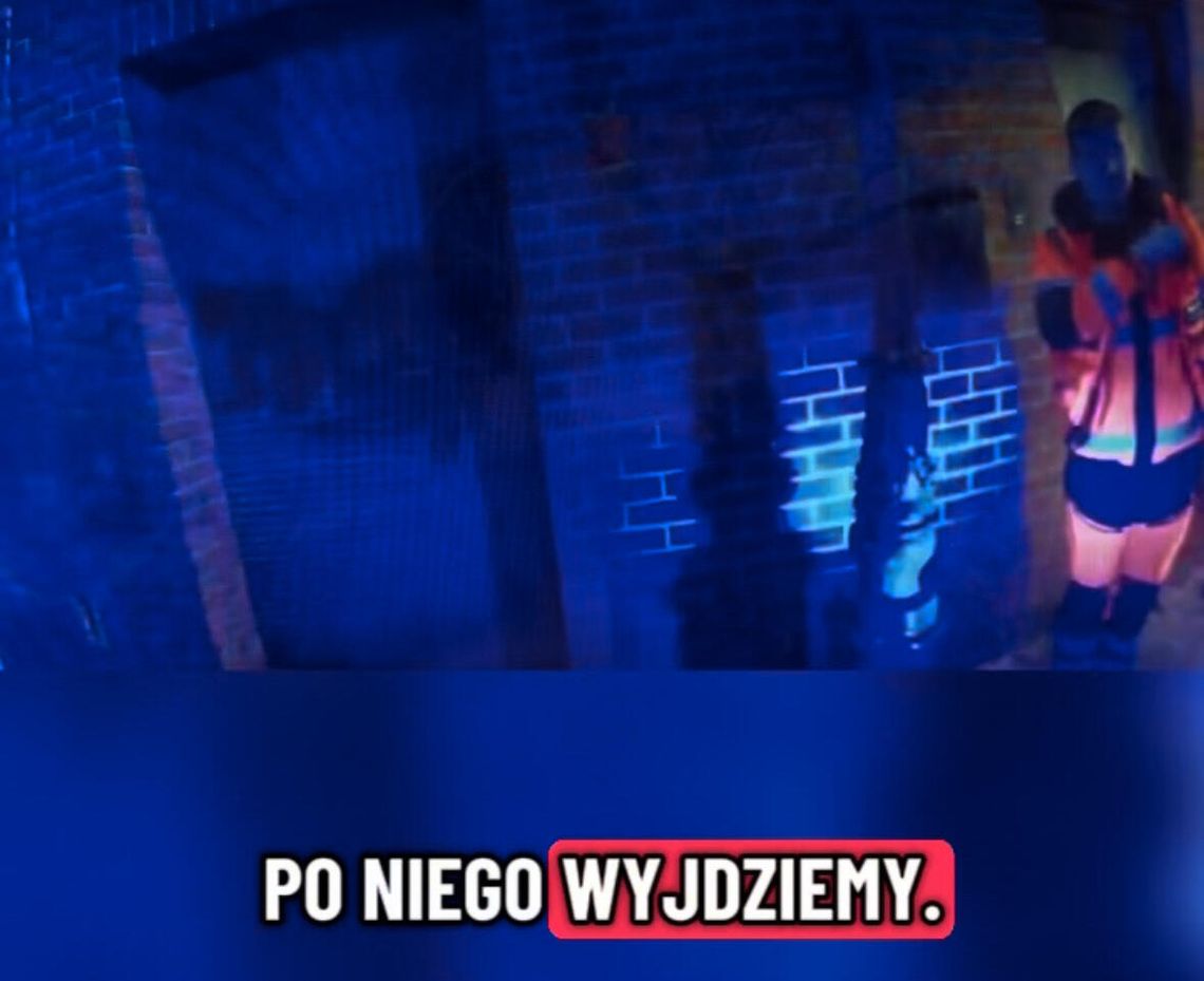 [NAGRANIE Z KAMERY NASOBNEJ] Policjanci uratowali mężczyznę w ostatnim momencie