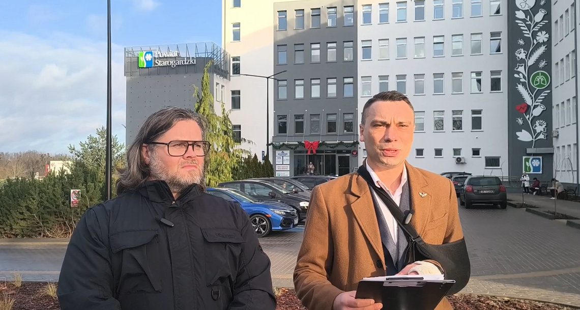 Narodowy Fundusz Zdrowia zbankrutował? Konferencja prasowa przedstawicieli Konfederacji w Starogardzie Gdańskim Narodowy Fundusz Zdrowia zbankrutował? Konferencja prasowa przedstawicieli Konfederacji w Starogardzie Gdańskim