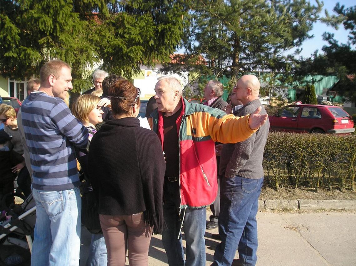 Nie chcą smrodu. Protestują przeciwko utylizacji opon w sercu Borów Tucholskich 