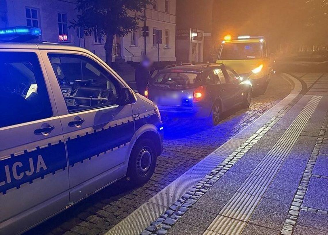 Nietrzeźwy 24-latek z zakazem prowadzenia zatrzymany w nocy przez policjantów z patrolówki