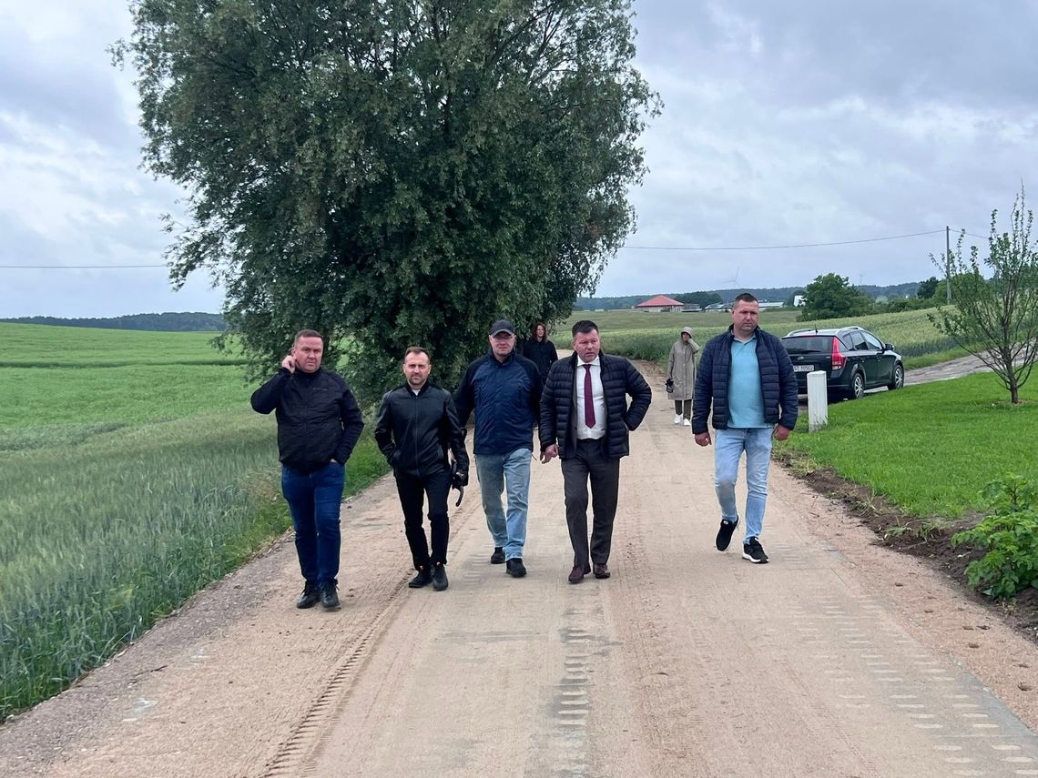 Nowa nawierzchnia drogi w Jabłowie już gotowa Nowa nawierzchnia drogi w Jabłowie już gotowa