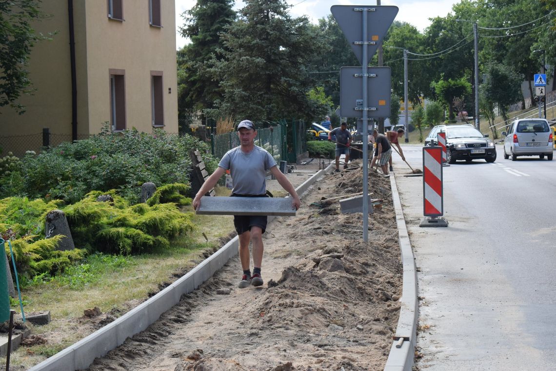 Nowe chodniki w Skarszewach 