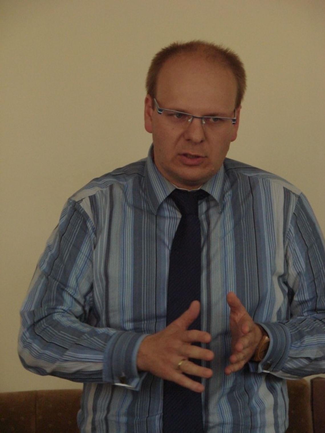 NOWE: Kto zostanie nowym szefem ZGW? Tylko jeden kandydat... bez poparcia NOWE: Kto zostanie nowym szefem ZGW? Tylko jeden kandydat... bez poparcia