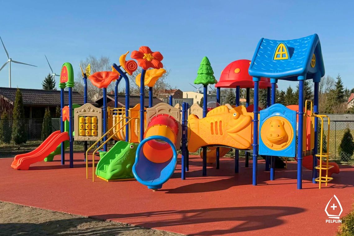 Nowe place zabaw przy żłobkach w gminie Pelplin