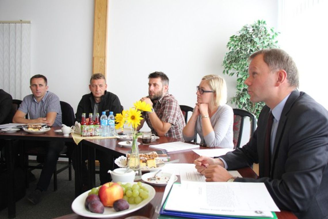 Nowe stowarzyszenie. Zebranie założycielskie stowarzyszenia Centrum Drewna w Czarnej Wodzie Nowe stowarzyszenie. Zebranie założycielskie stowarzyszenia Centrum Drewna w Czarnej Wodzie