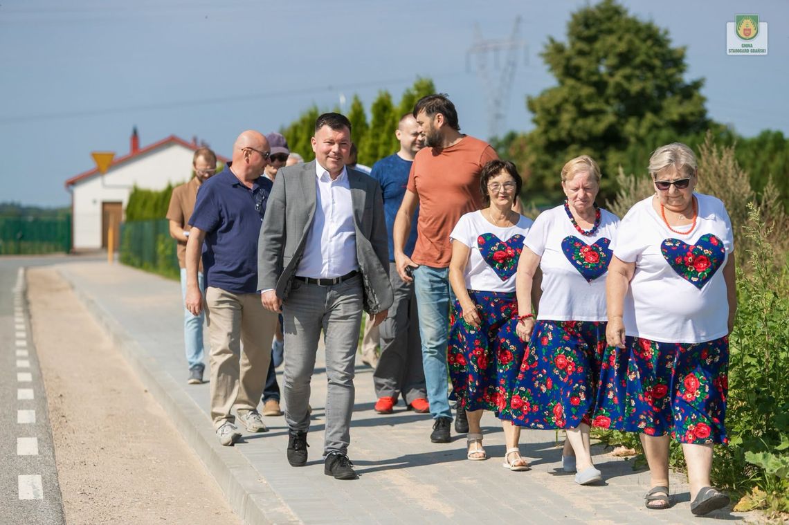 Nowy chodnik w Zdunach już gotowy Nowy chodnik w Zdunach już gotowy
