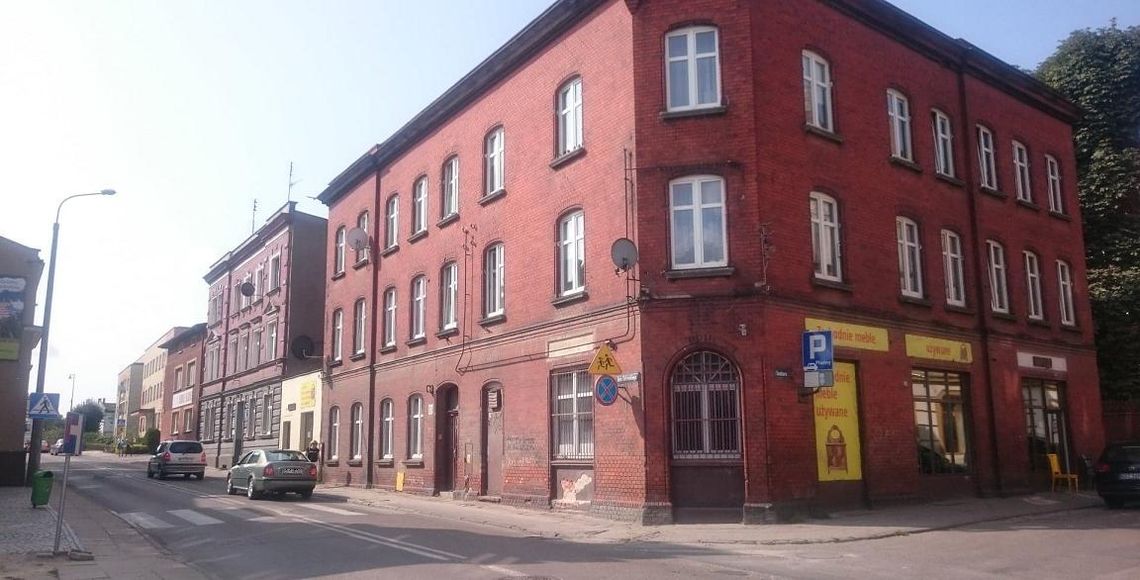 O krok od tragedii! Małe dziecko wypadło z okna budynku przy ulicy Sobieskiego O krok od tragedii! Małe dziecko wypadło z okna budynku przy ulicy Sobieskiego