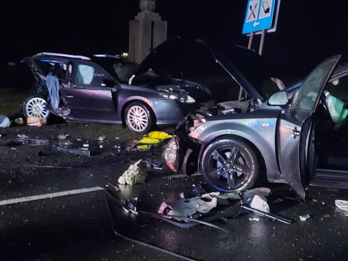 O krok od tragedii! Podczas wyprzedzania doprowadził do zderzenia trzech pojazdów