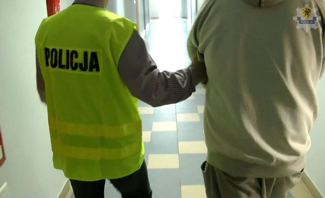 Okradali kościoły - uwaga złodziei skupiała się na miedzianych rynnach i rurach spustowych