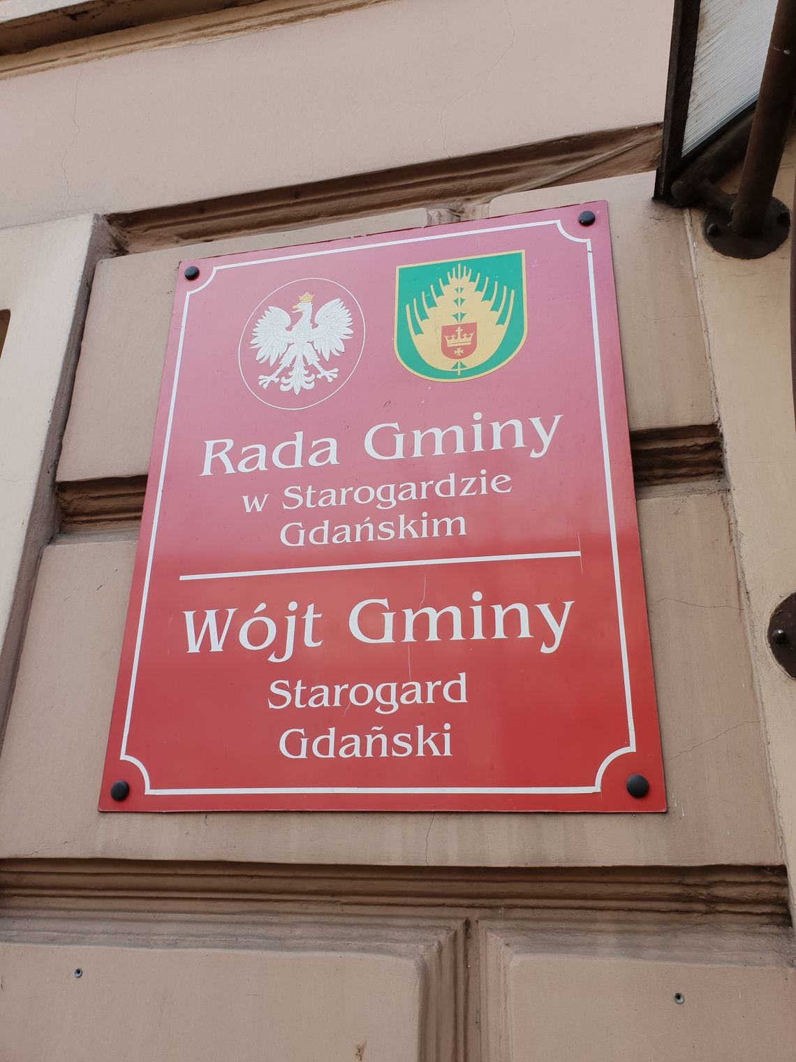 Ostry konflikt w Gminie Wiejskiej Starogard. Czy przepadną środki na ważne inwestycje?