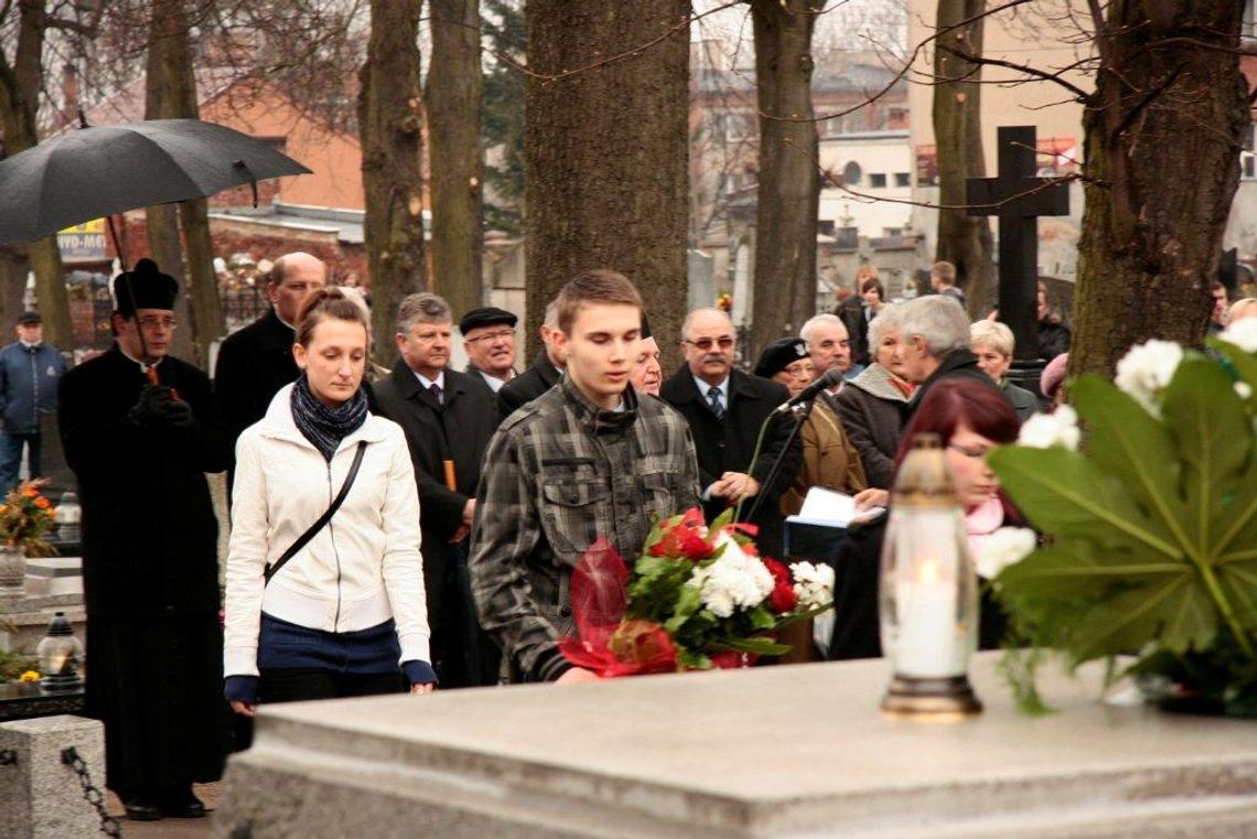 Pamięć i hołd pomordowanym