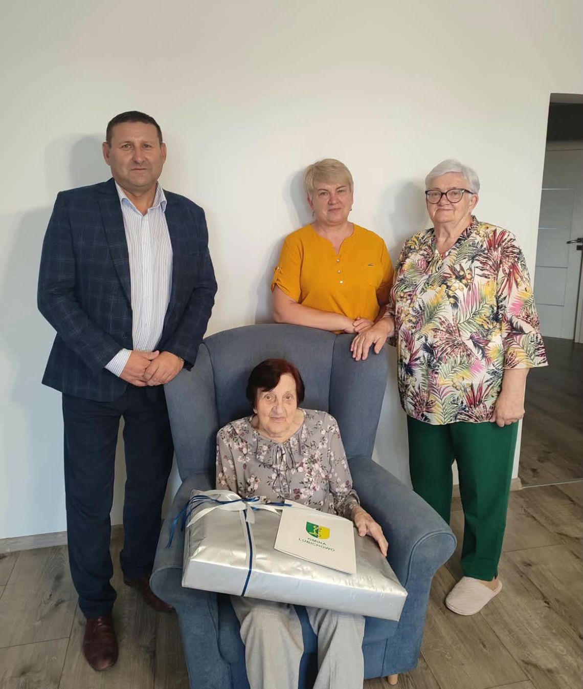 Pani Marta z Zielonej Góry skończyła 98 lat! Z życzeniami odwiedził ją wójt gminy