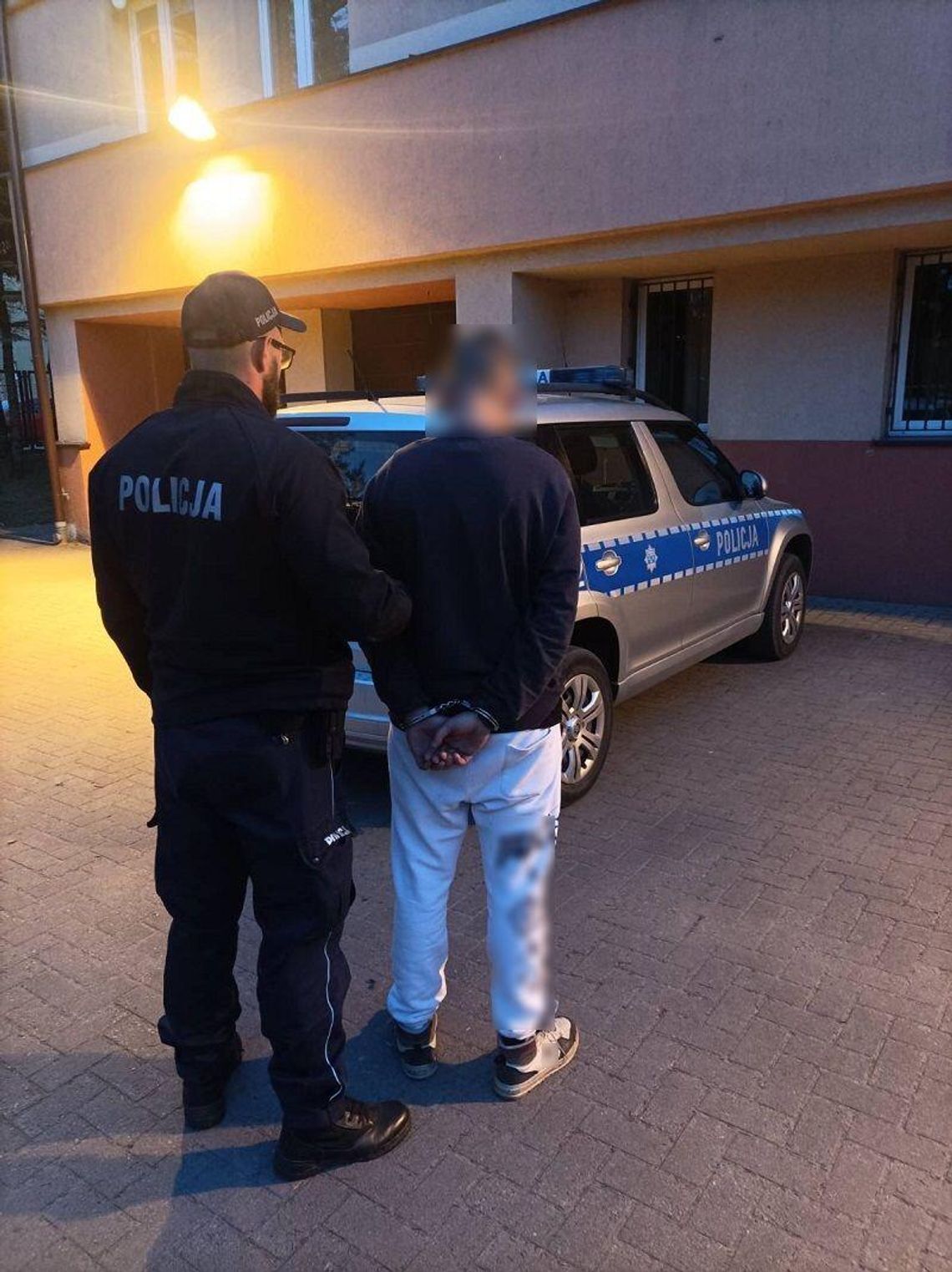 Pelplińscy policjanci zatrzymali rowerzystę z narkotykami schowanymi w bieliźnie