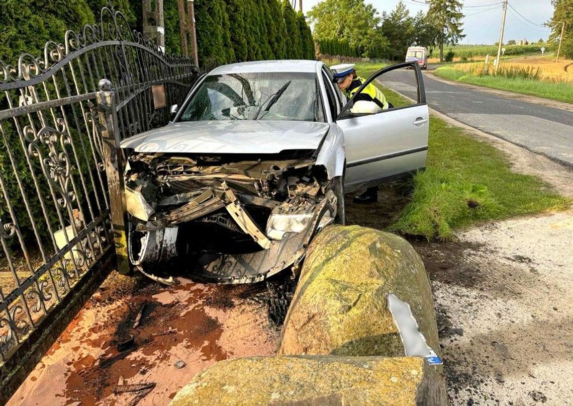 Pijany kierowca spowodował wypadek. Dwie osoby trafiły do szpitala