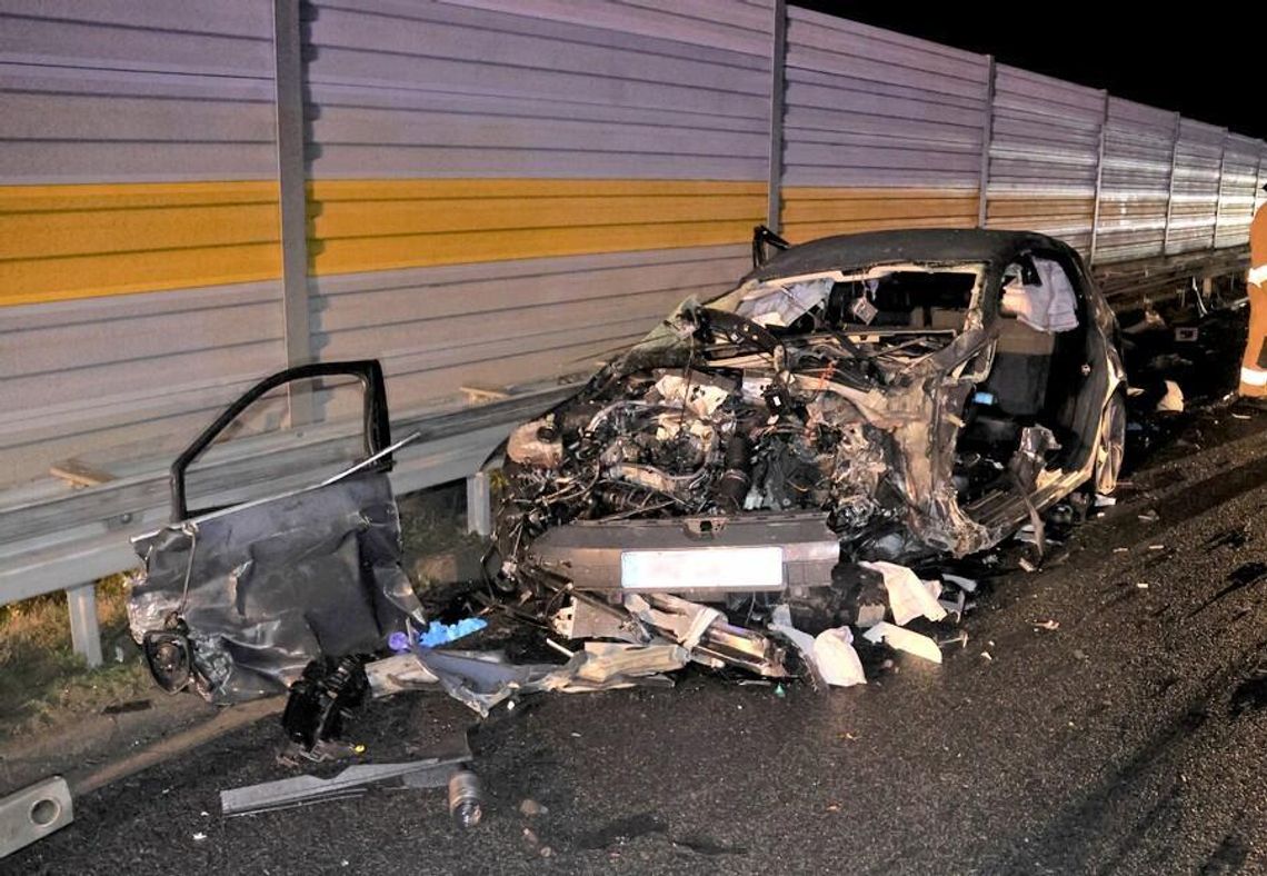 Pijany Niemiec doprowadził do czołówki na autostradzie A1 w powiecie starogardzkim. Został tymczasowo aresztowany