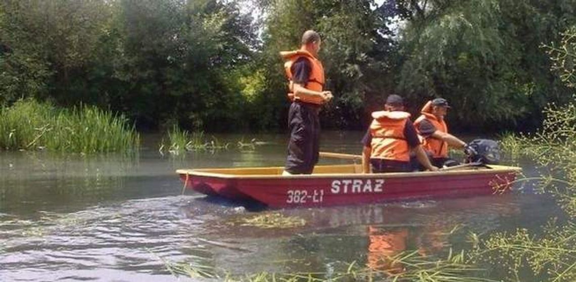 Plama oleju na Wierzycy. Poważny wyciek ze zdewastowanych młynów!