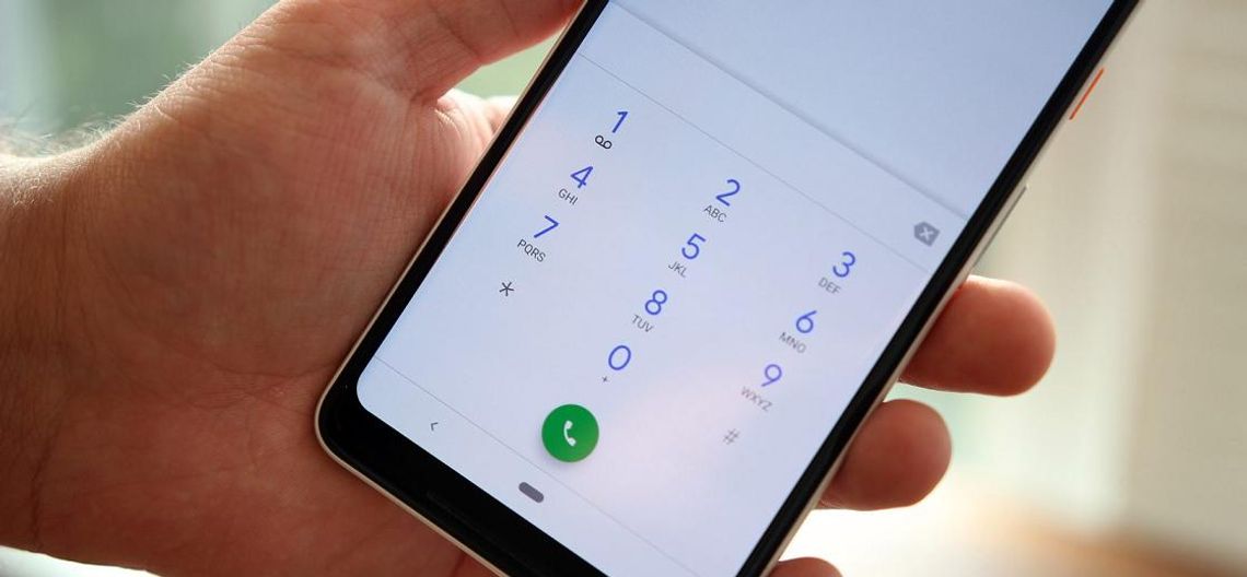 Policjanci poszukują właściciela telefonu