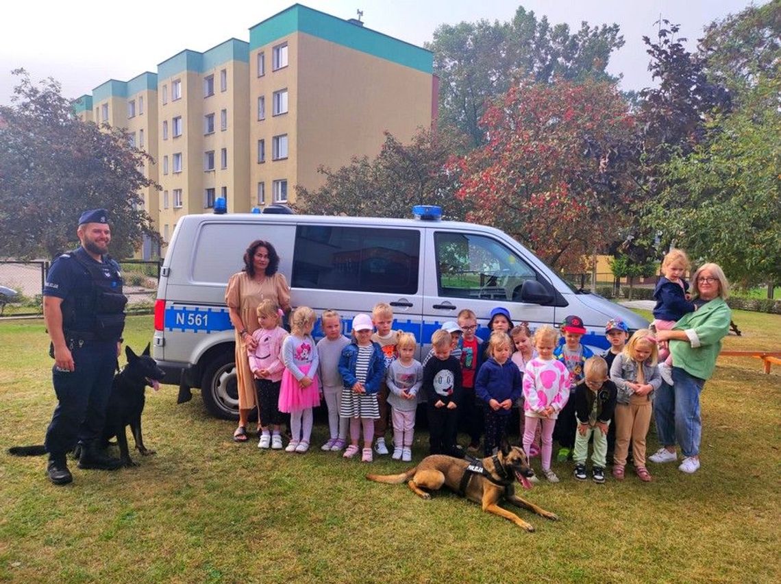 Policjanci z wizytą u przedszkolaków