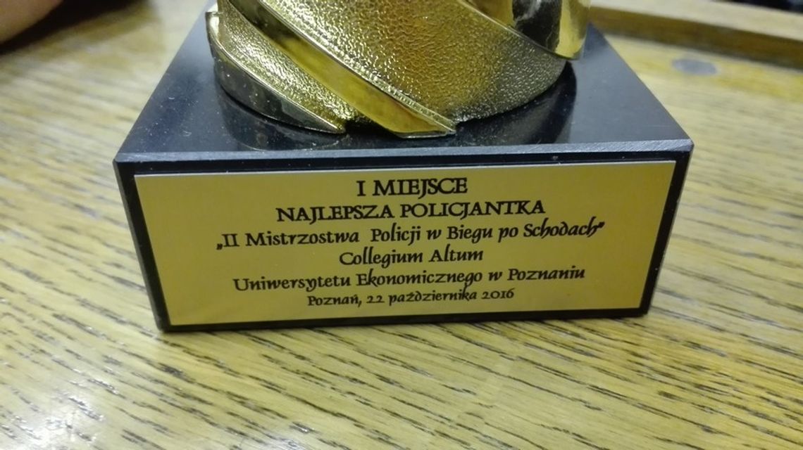 Policjantka ze Starogardu zajęła I miejsce w biegu po schodach w Poznaniu! Policjantka ze Starogardu zajęła I miejsce w biegu po schodach w Poznaniu!